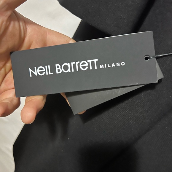 I have a beautiful Neil Barrett luxury coat retail for $3400 - Picture 7 of 16